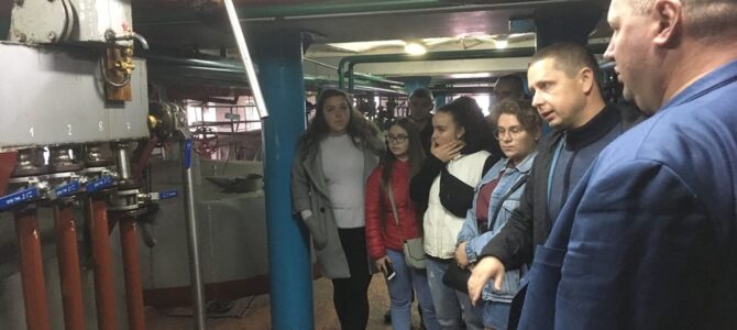 Група Ecol1-B16 відвідали Довжоцький спиртовий завод Група Ecol1-B16 відвідали Довжоцький спиртовий завод